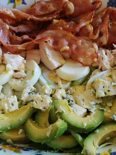 Una foto de Ensalada Cobb
