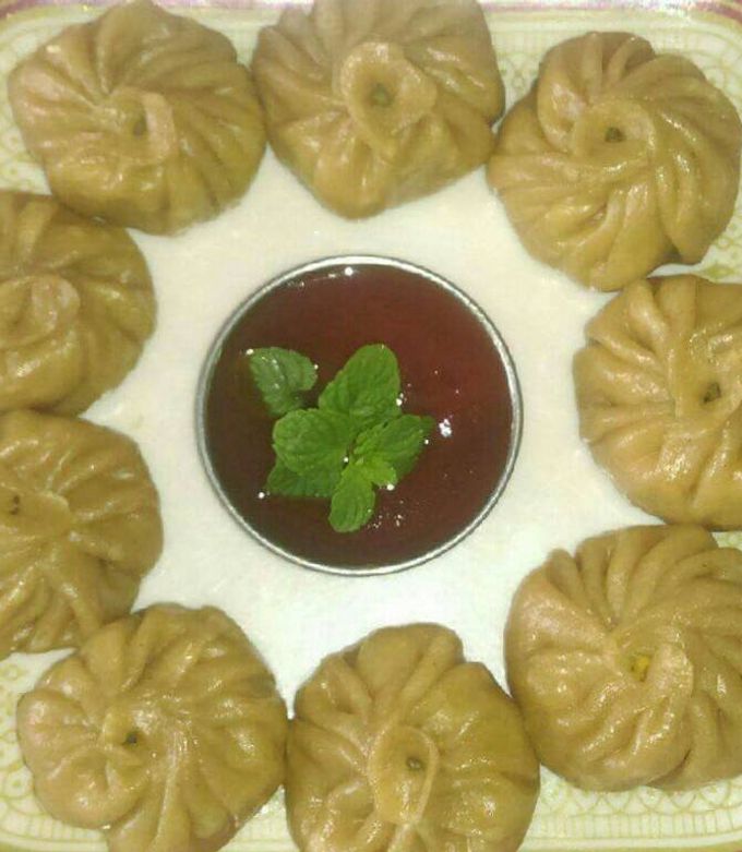 A picture of Wheat flour veg momos.