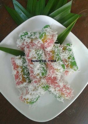 Foto resep Kue Mega Mendung