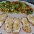 Salade et ses tartines chèvre miel