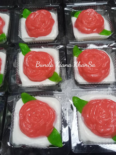 Foto resep Kue Putri Mandi Merah Putih