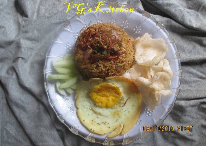 Recipe of Jamie Oliver Tripe Fried Rice from Semarang (NASI GORENG BABAT - SEMARANG)