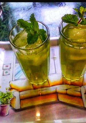 पुदीना शरबत (pudina sharbat recipe in Hindi) रेसिपी मुख्य फोटो