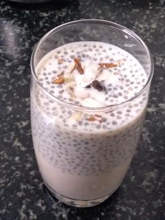 சியா சீட் சாத்விக் ட்ரிங் (Chia seed satvik drink recipe in tamil) செய்முறை முக்கிய புகைப்படம்
