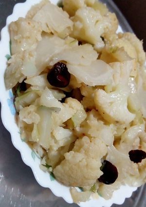 A picture of Fried cauliflower.