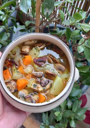 Une photo de Bouillon aux légumes et pomme de terre