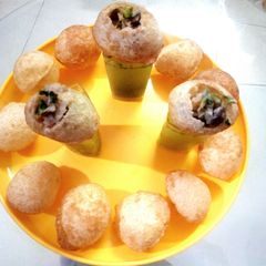 A picture of Pani Puri.