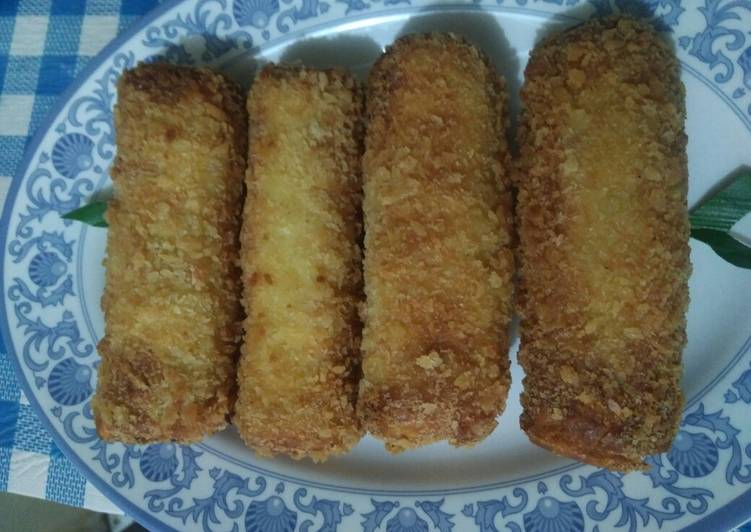 Risoles roti tawar ragout