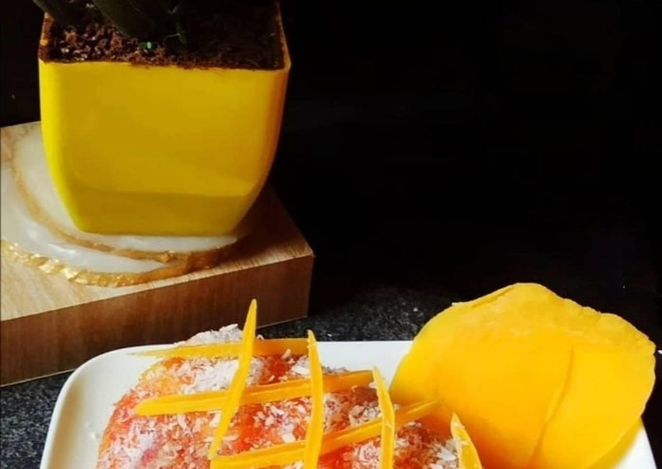 Eggless Mango Christmas Special Cake