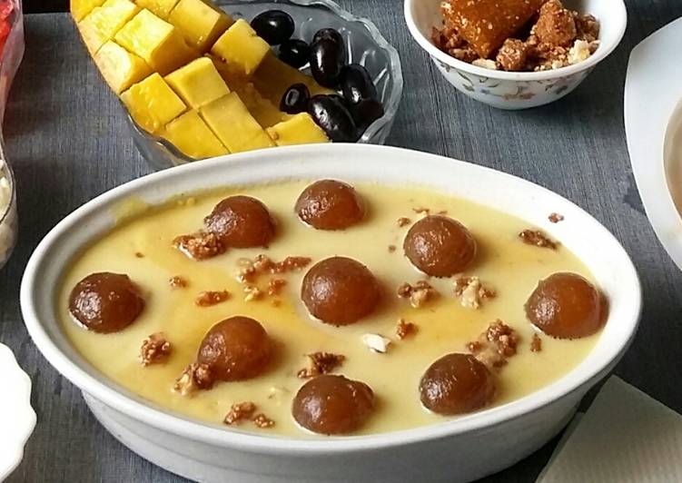 Recipe: Yummy Gulab Jamun Custard Pudding