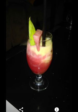 A picture of Pineapple Blast.