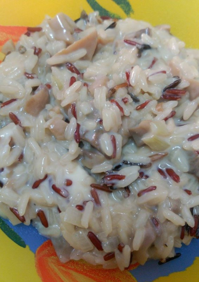 Una foto de Risotto salvaje con champiñones ligero