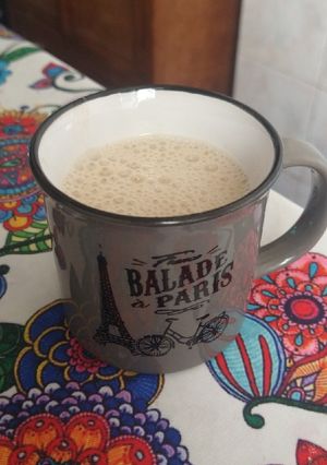 Una foto de Bebida de banana y canela🥤(apto veg)