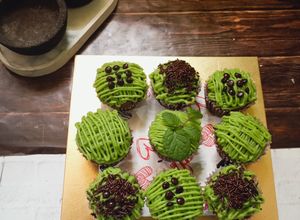 Foto resep Brownies Kukus Matcha Topping Glaze Matcha