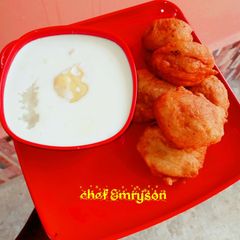 A picture of Akara/beans cake and pap.