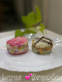 ब्रेड मैक्रान (Bread Macaron recipe in Hindi) रेसिपी मुख्य फोटो