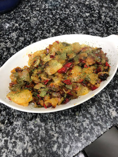 Una foto de 15. Patatas a lo pobre (principal guarnición)