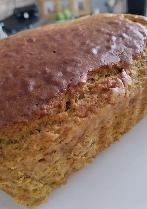A picture of Banana Bread with Heavy Cream.