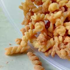 A picture of Makaroni goreng.