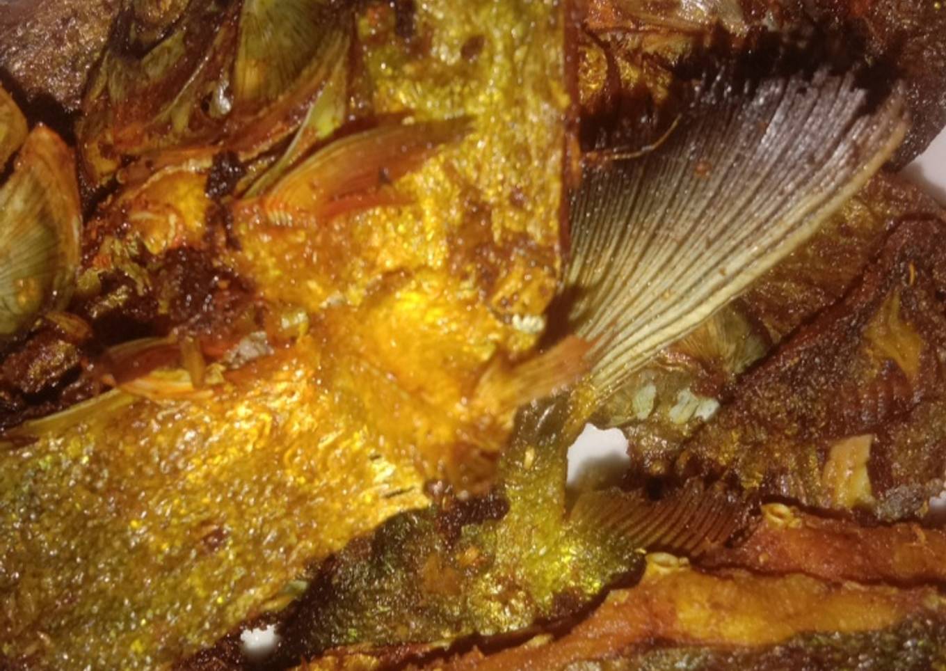 Ikan bawal goreng