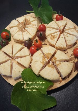 Une photo de Mini sandwichs de blinis apéritifs