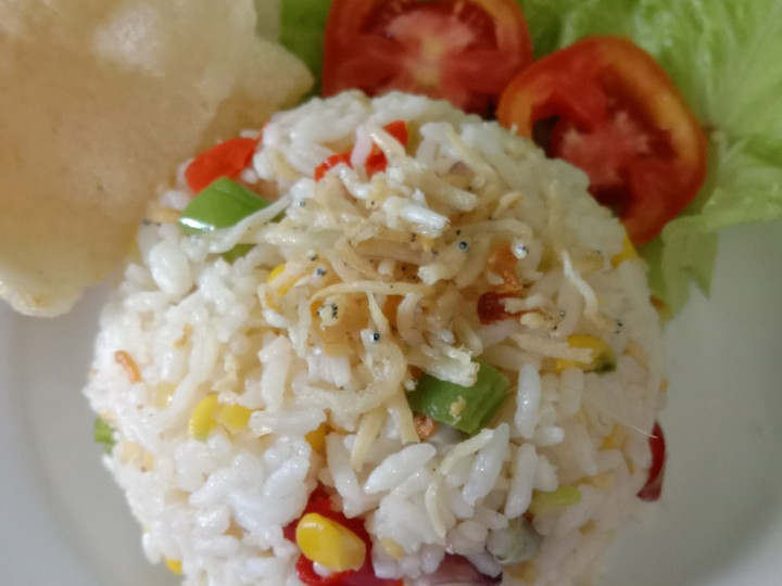 Ini dia! Bagaimana cara membuat Nasi goreng teri medan yang spesial