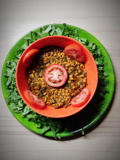 પાલક ની ભાજી અને મગ ની દાળ નું શાક(Palak Bhaji Moong Dal Shak Recipe In Gujarati) રેસીપી મુખ્ય ફોટો
