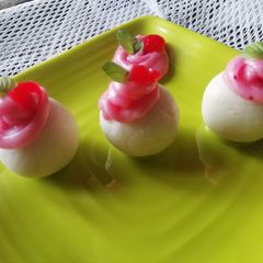 A picture of Rasgulla delight.