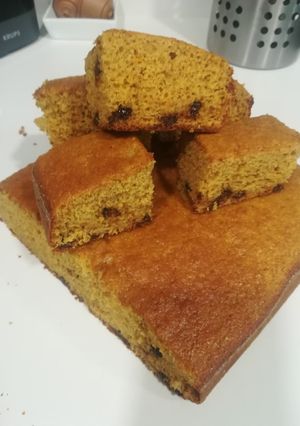 Una foto de Bizcocho de naranja con chocolate