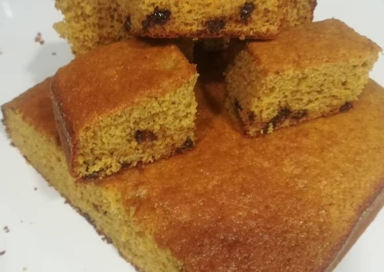 Bizcocho de naranja con chocolate