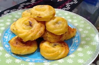 Bagaimana Membuat Sus Keju Mini Spesial Coklat Simpel