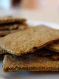Tostas de alga kombu y gomasio
