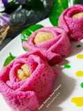 Dadar Gulung Rose Flowers