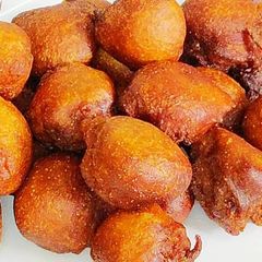 Meethe Gulgule | Gur Ke Gulgule A picture of Meethe Gulgule | Gur Ke Gulgule.
