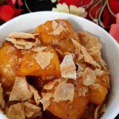 A picture of Khatiwari khattay aloo.