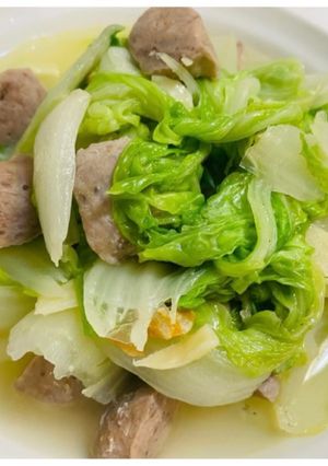 貢丸炒白菜 的食譜成品照片