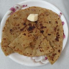 A picture of Potato Cheese Paratha.