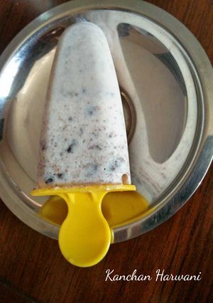 ओरियो कुल्फी(Oreo kulfi recipe in Hindi) रेसिपी मुख्य फोटो