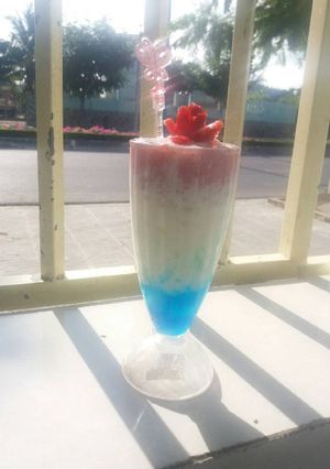 Hình của món Yogurt 3 tầng.
