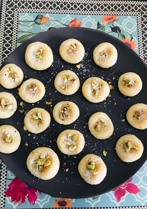 A picture of Milk peda.