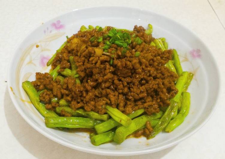 Cara Gampang meracik Tumis Buncis Siram Daging Dapi Pedas Lezat