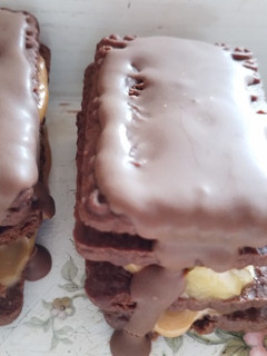 Una foto de Bocaditos de chocolinas y banana