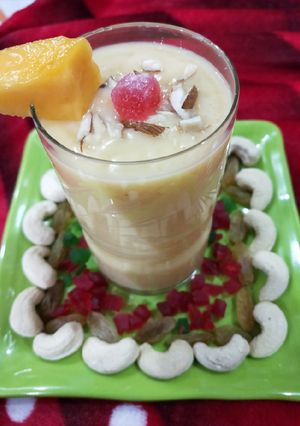 A picture of Mango shake.