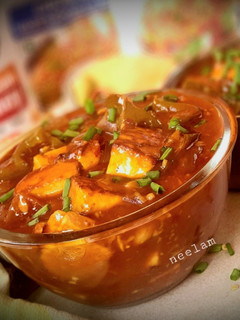 ग्रेवी चिल्ली पनीर(gravy chilli paneer recipe in hindi) रेसिपी मुख्य फोटो