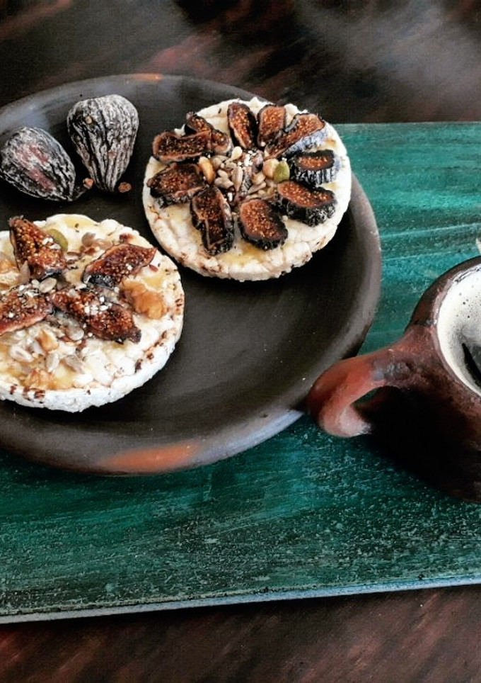 Una foto de Higos secos (desayuno)