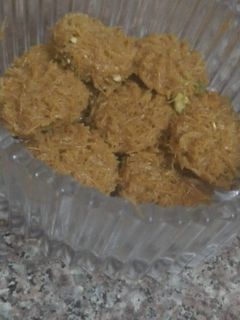 صورة لوصفة حلا الشعيريه بالفستق سهل ولذيذ 😋😋