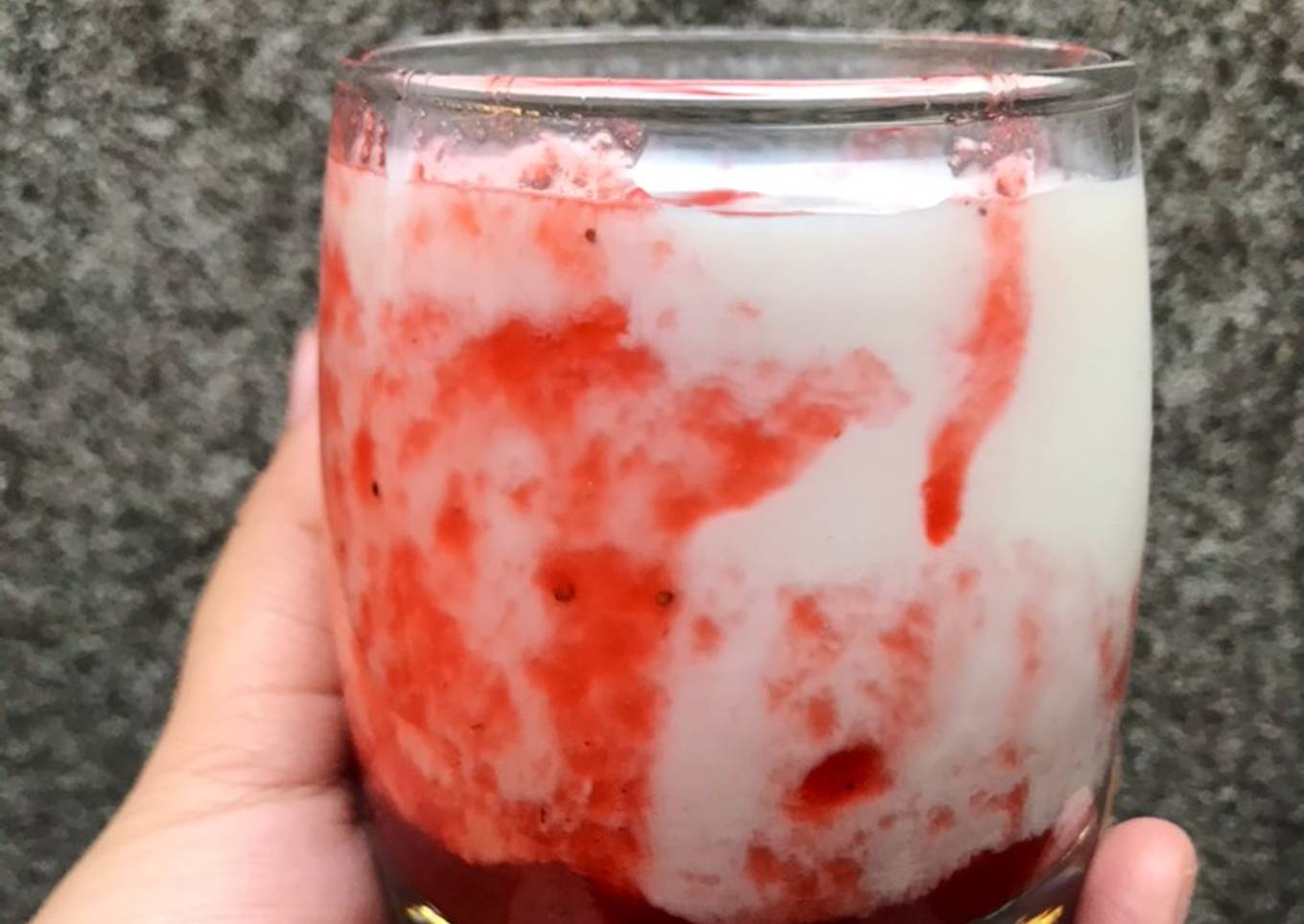 Korean Strawberry Latte