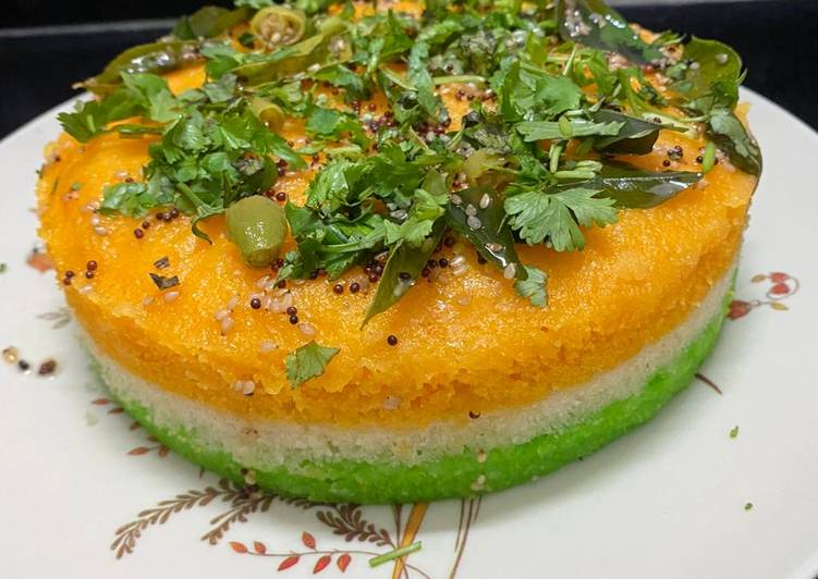 Healthy Recipe of Tricolor rava dhokla