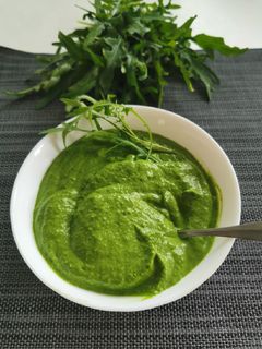 O poză a rețetei Pesto de rucola.