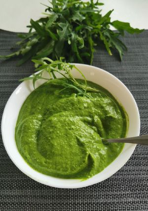 O poză a rețetei Pesto de rucola.